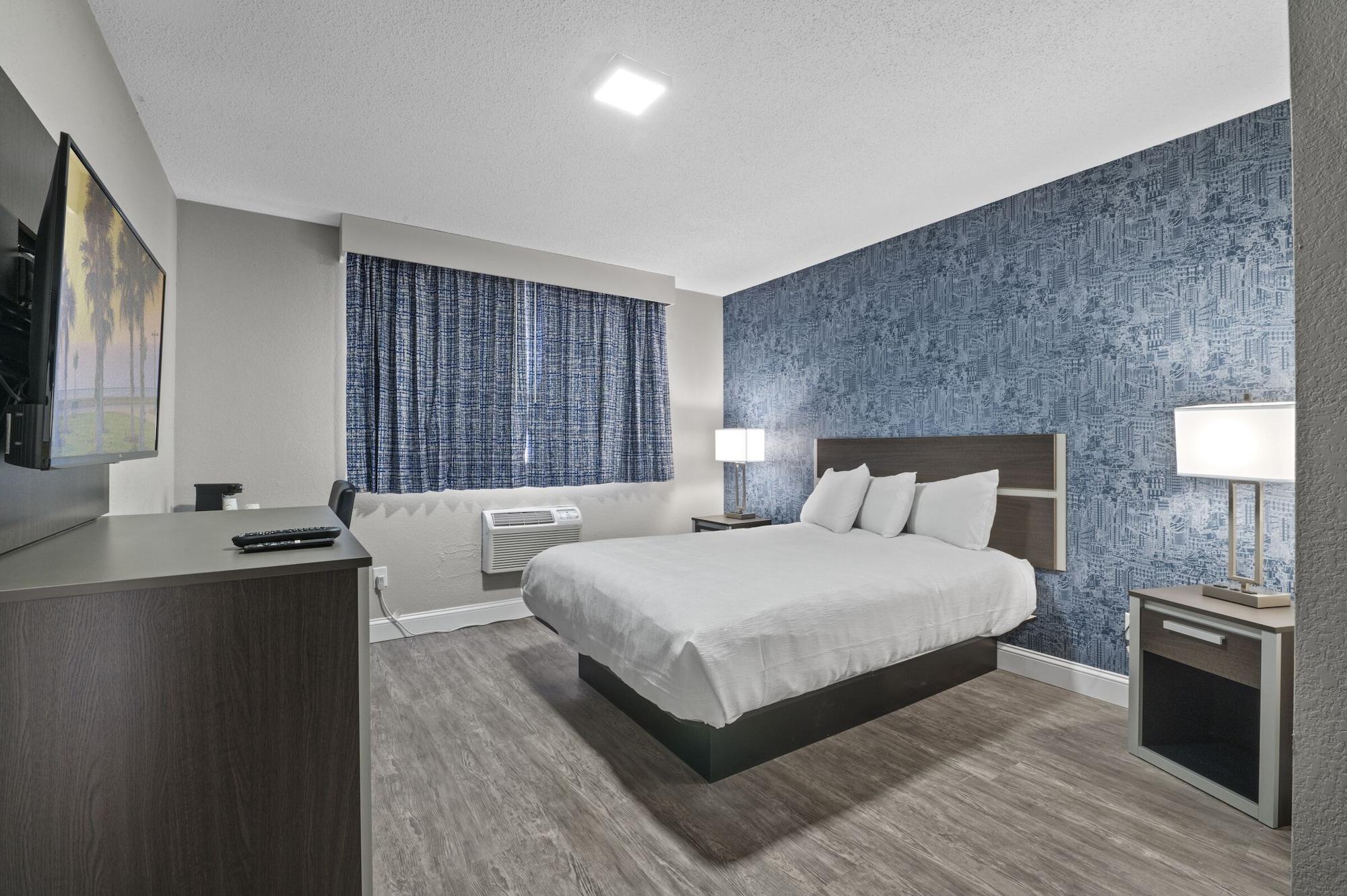 Super 8 By Wyndham Watertown/Cambridge/Boston Area Exterior foto