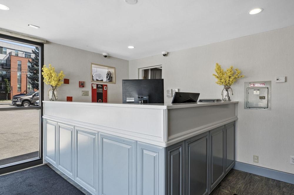 Super 8 By Wyndham Watertown/Cambridge/Boston Area Exterior foto